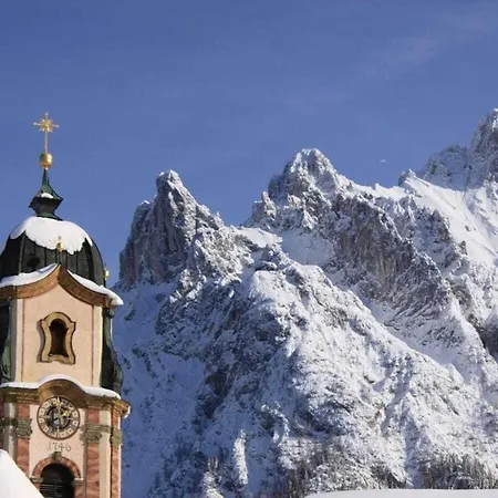 Waxenstein جارمش بارتنكيرشن